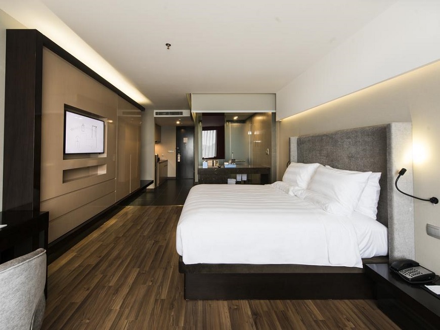 Novotel-Suites-Hanoi
