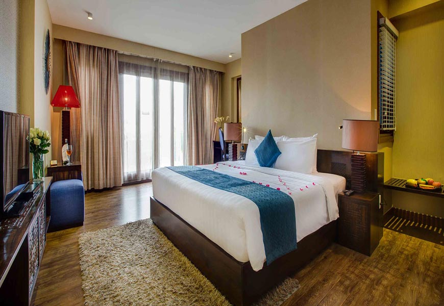 Oriental Suites Hotel