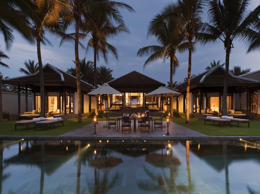 Four-Seasons-The-Nam-Hai