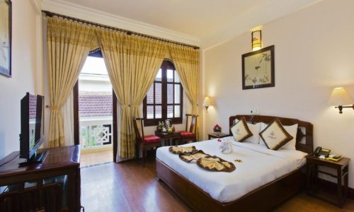 Lotus-Hoi-An-Boutique