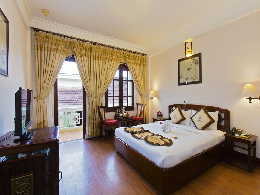 Lotus-Hoi-An-Boutique