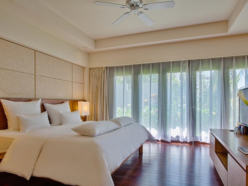 Pullman-Danang-Beach-Resort