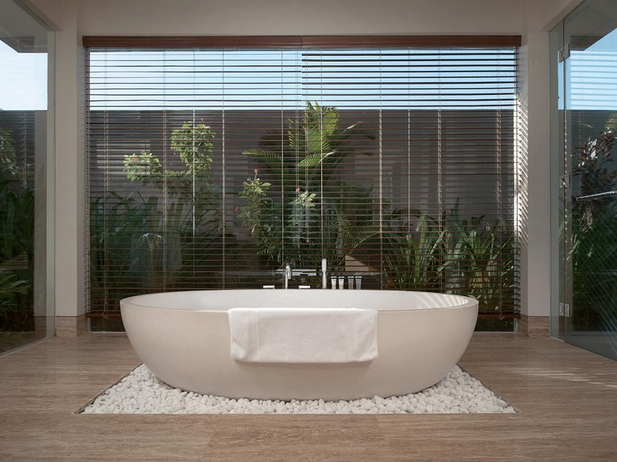 Pullman-Danang-Beach-Resort