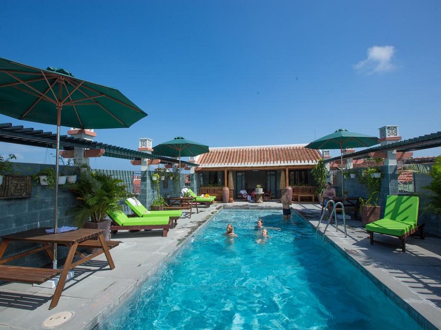 Vinh-Hung-Library-Hotel