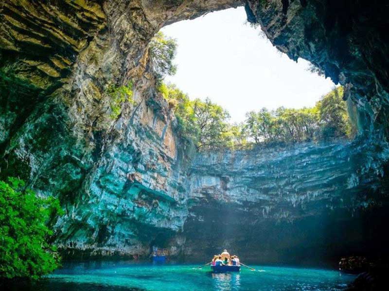 Phong-Nha-Cave