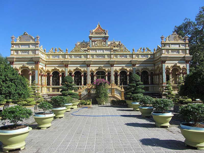 Vinh-Trang-pagoda