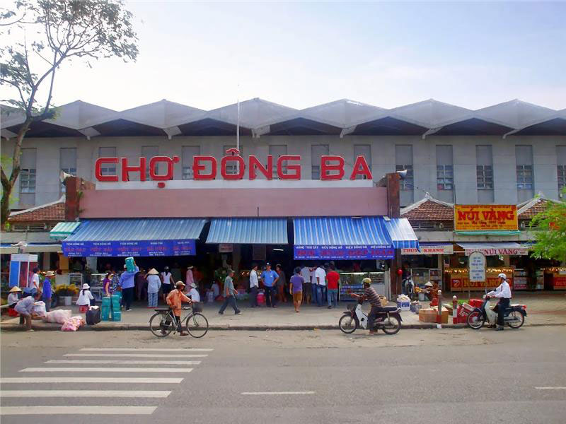 dong-ba-market