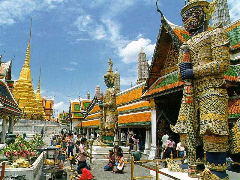 Emerald-Buddha-Temple