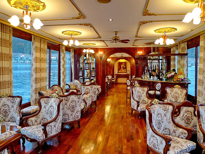 EMPEROR-CRUISE-NHA-TRANG