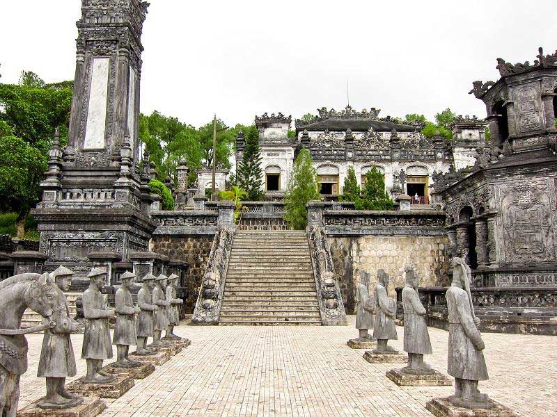 Khai-Dinh-King’s-Tomb
