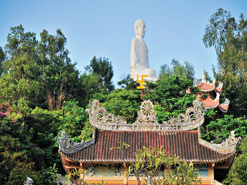 Long-Son-Pagoda