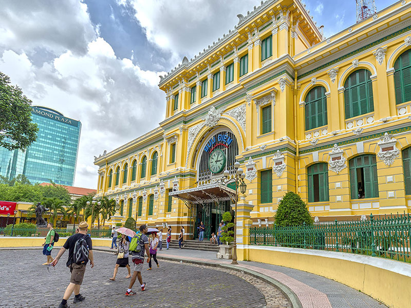 Saigon-Post-Office