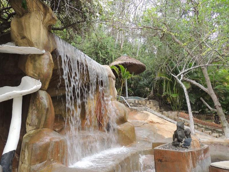 Thap-Ba-Mud-Spa-center