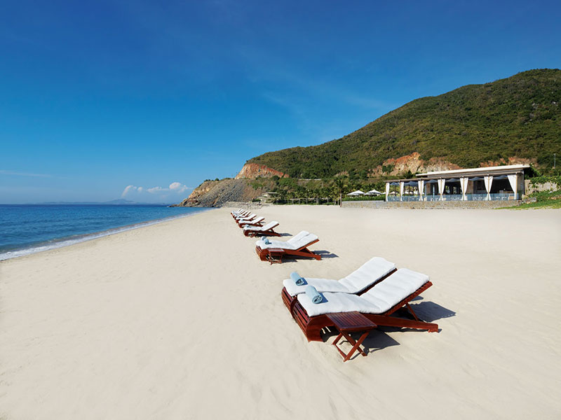 Tranh-Beach-Nha-Trang