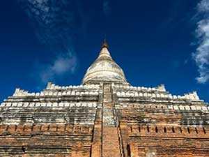 shwesandaw pagoda