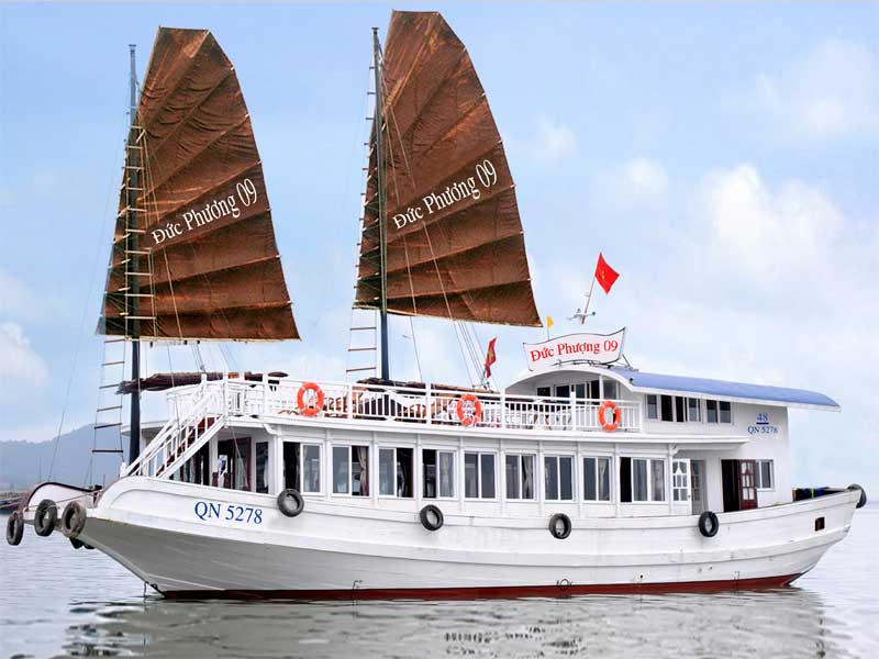 Private Cruise Day Tour